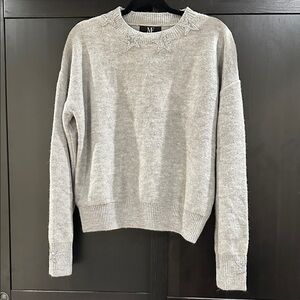 Elegant Gray Women's Crew Neck Sweater